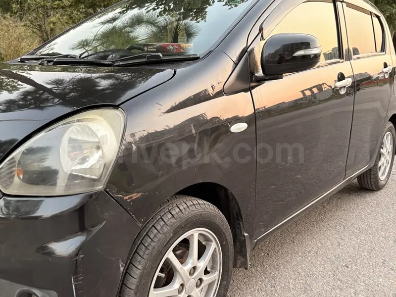 Daihatsu Mira 2013
