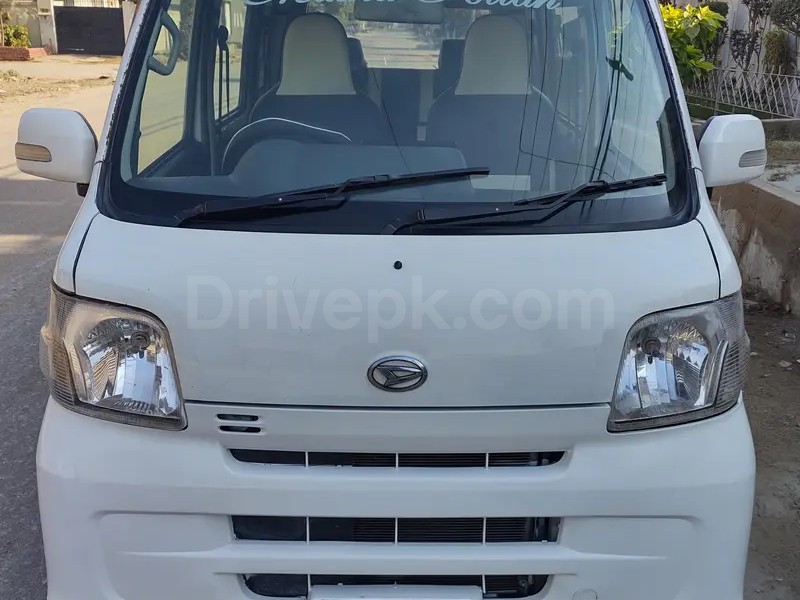 Daihatsu Hijet 2013