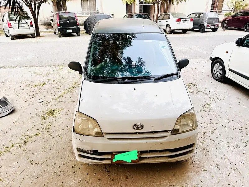 Daihatsu Mira 2006