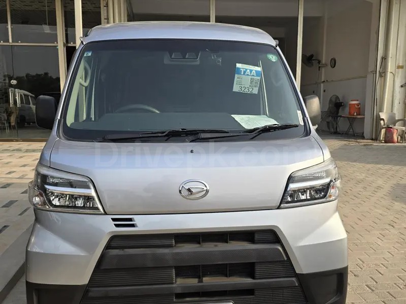 Daihatsu Hijet 2020