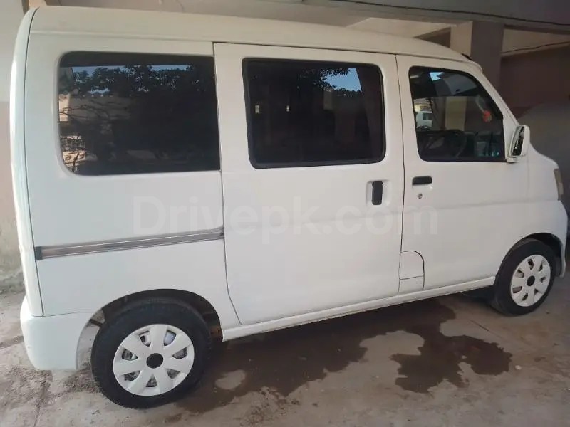 Daihatsu Hijet 2016