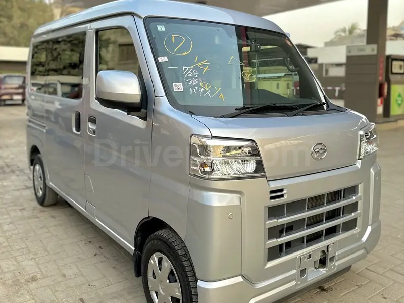 Daihatsu Hijet 2021