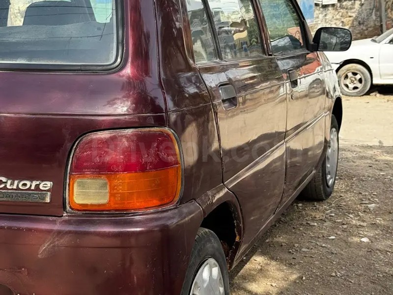 Daihatsu Cuore 2002