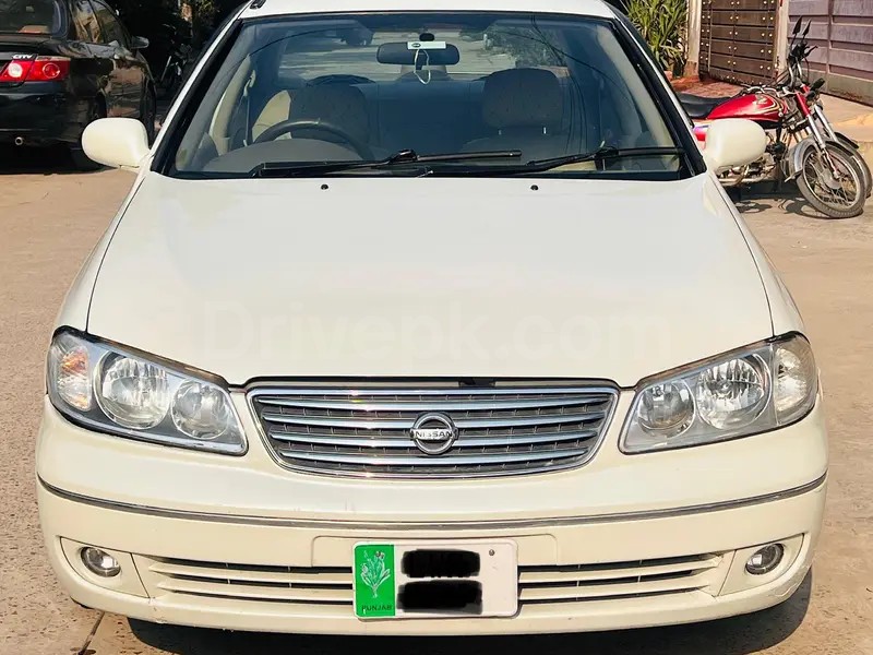Nissan Sunny 2006
