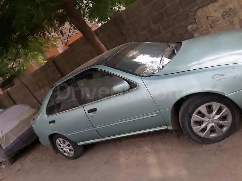 Nissan Sunny 1997