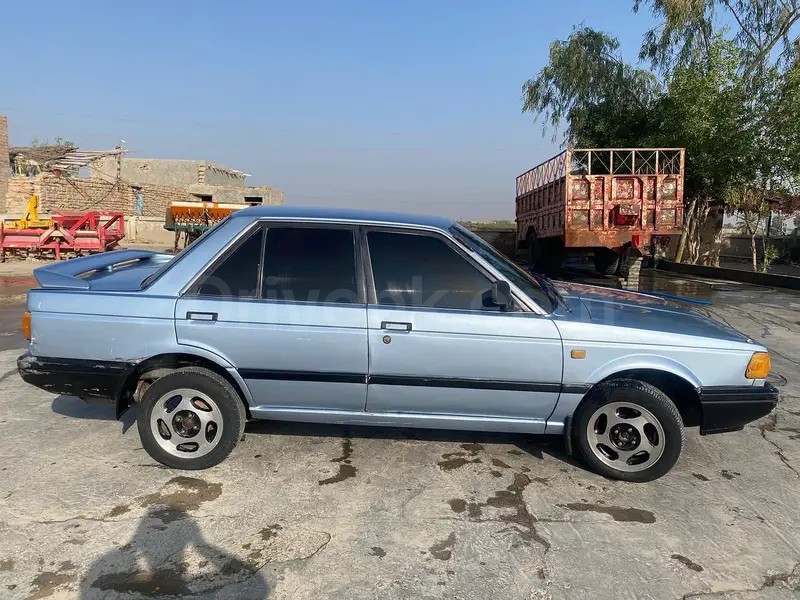 Nissan Sunny 1988