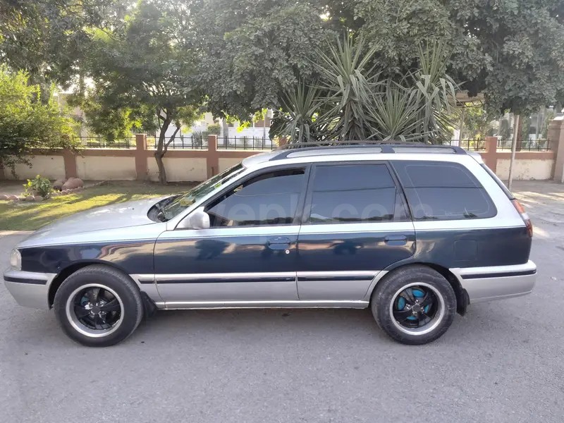 Nissan Wingroad 1998
