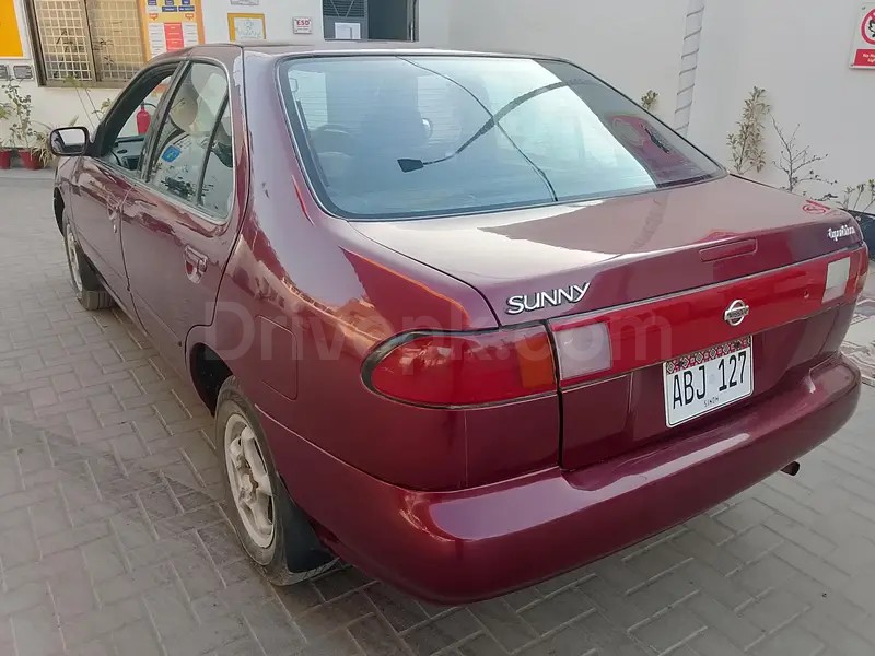 Nissan Sunny 1998