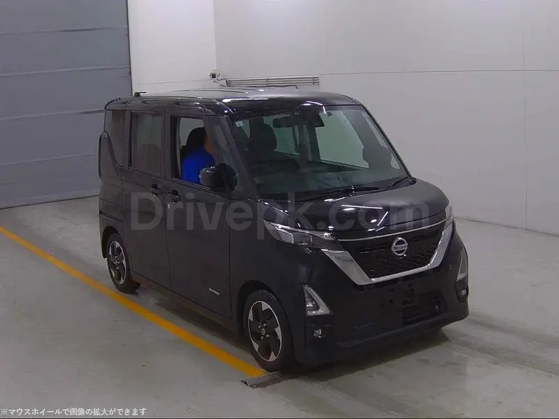 Nissan Roox 2022