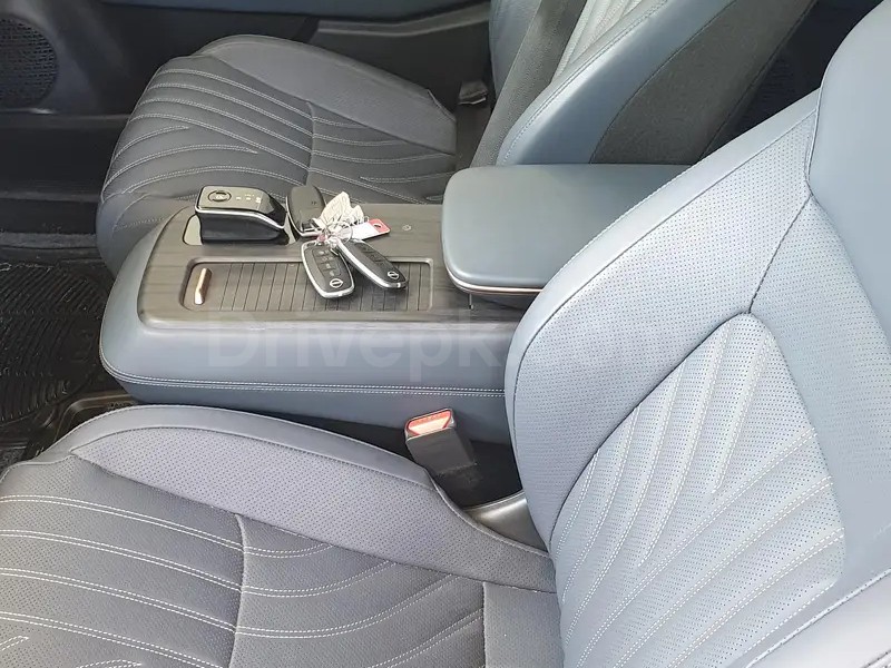 Nissan Ariya B6 2022