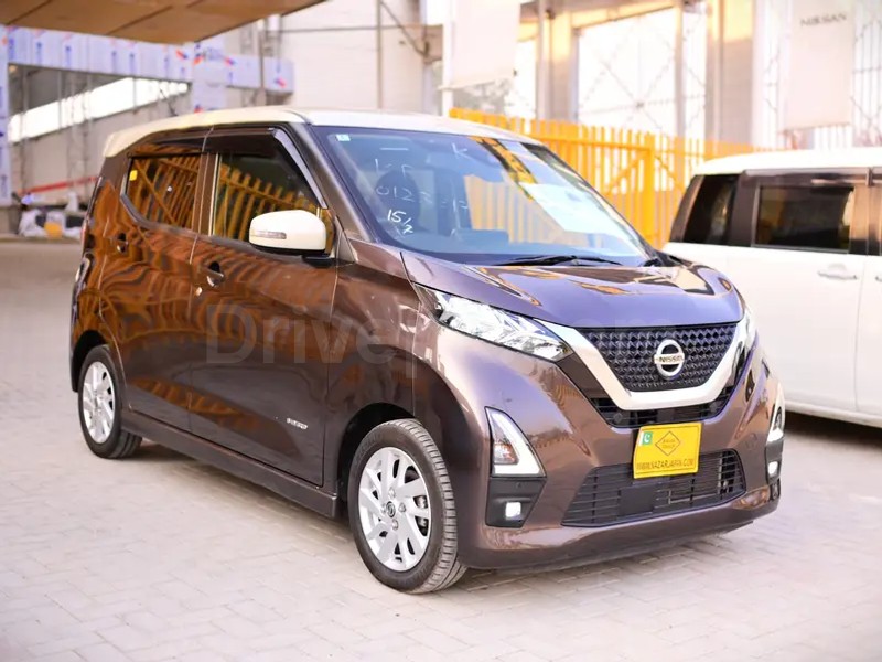 Nissan Dayz Highway Star 2022