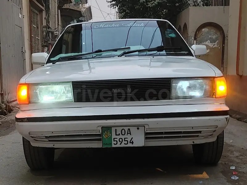 Nissan Sunny 1989
