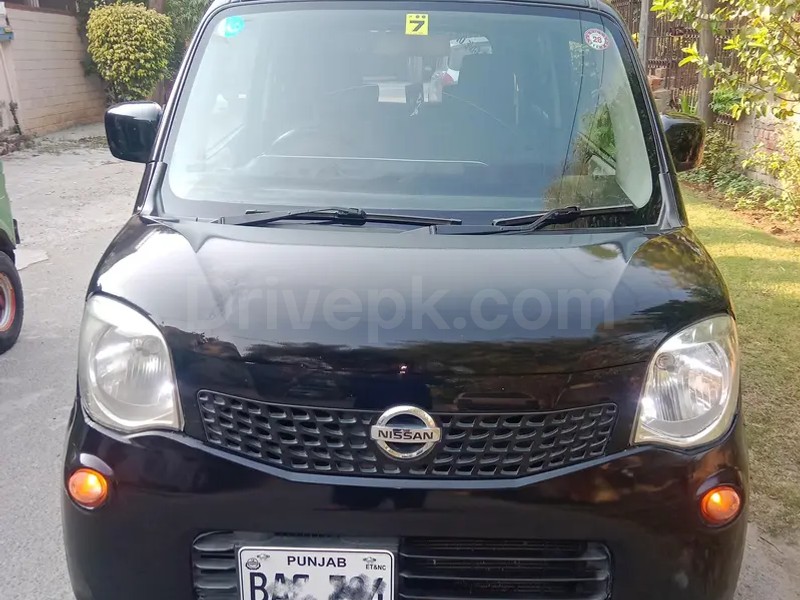 Nissan Moco 2013