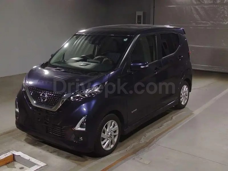 Nissan Dayz Highway Star 2023