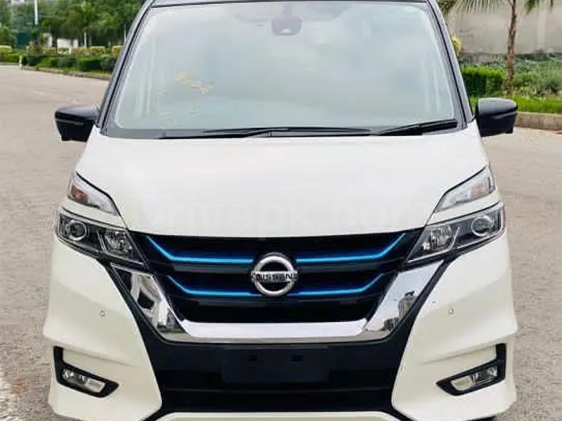 Nissan Serena 2019