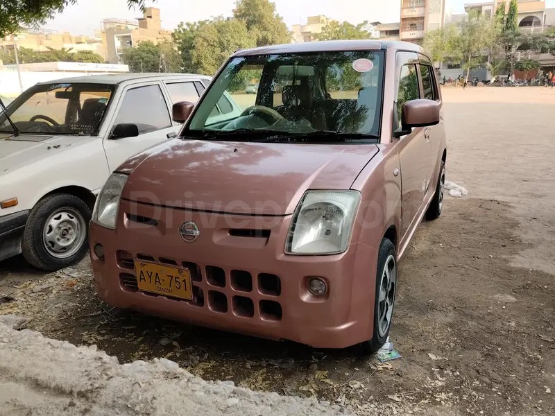 Nissan Pino 2007