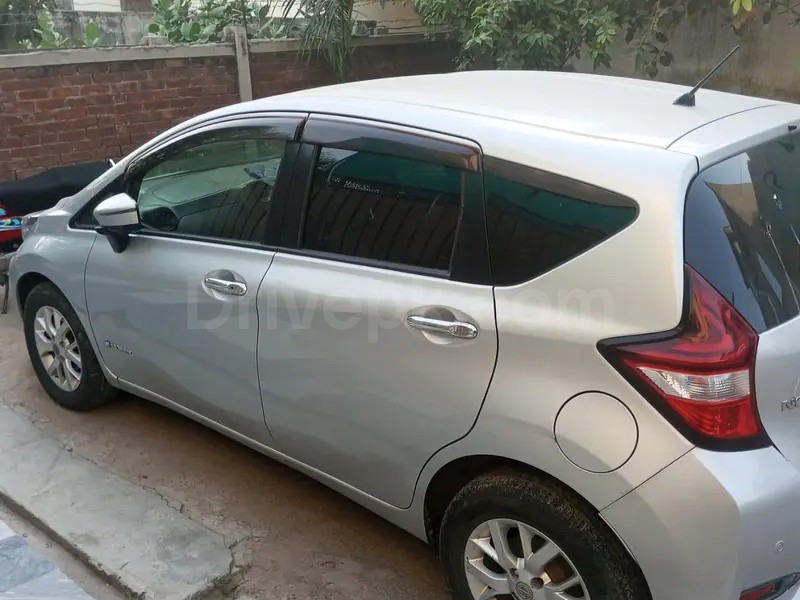 Nissan Note E Power 2017