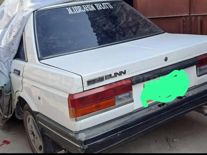 Nissan Sunny 1987