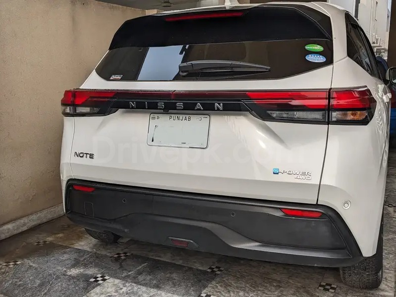 Nissan Note E Power 2021