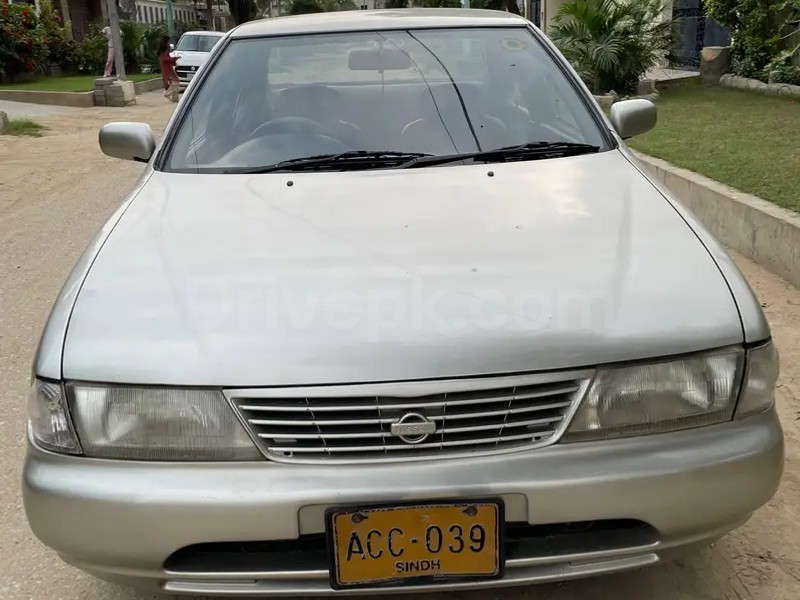 Nissan Sunny 1999