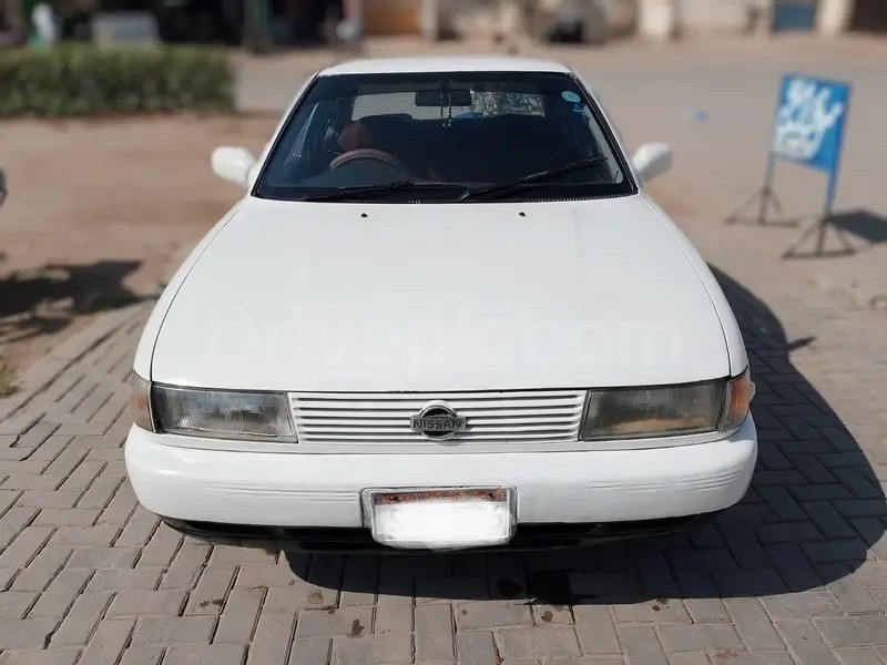 Nissan Sunny 1991