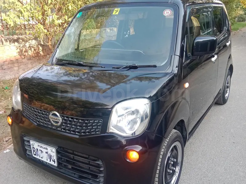 Nissan Moco 2013