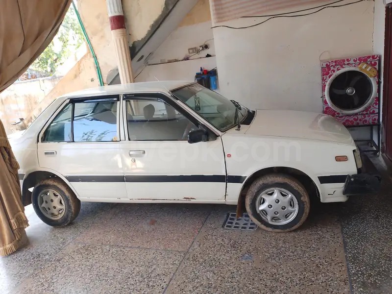 Nissan Sunny 1983