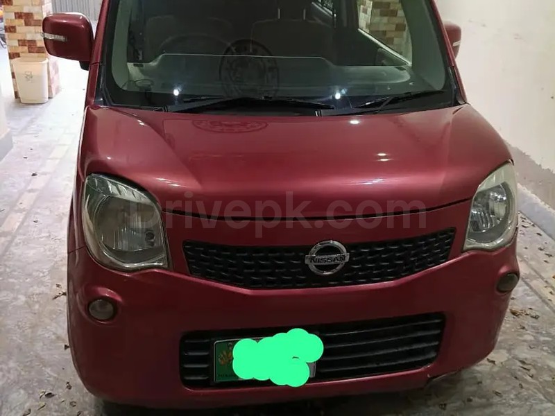 Nissan Moco 2012