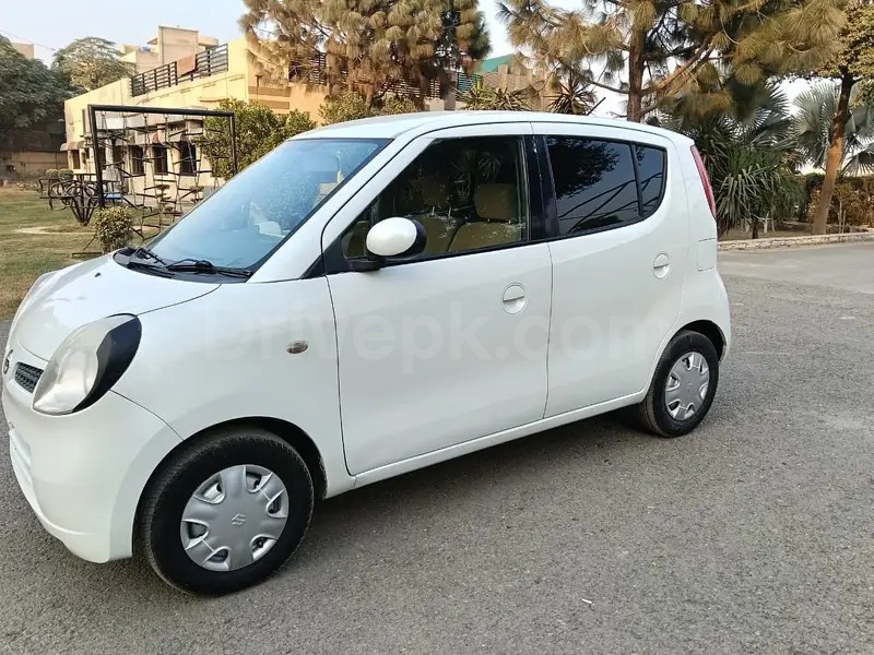 Nissan Moco 2006