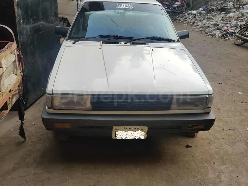 Nissan Sunny 1986