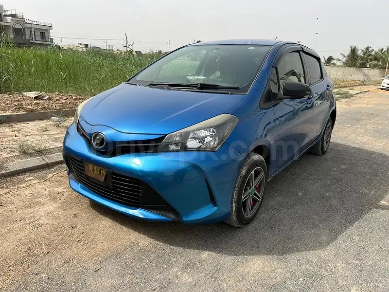 Toyota Vitz 2014