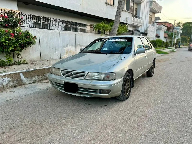 Nissan Sunny 1998