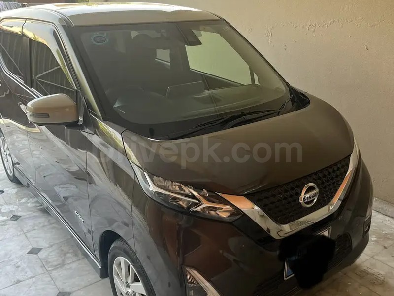 Nissan Dayz Highway Star 2023