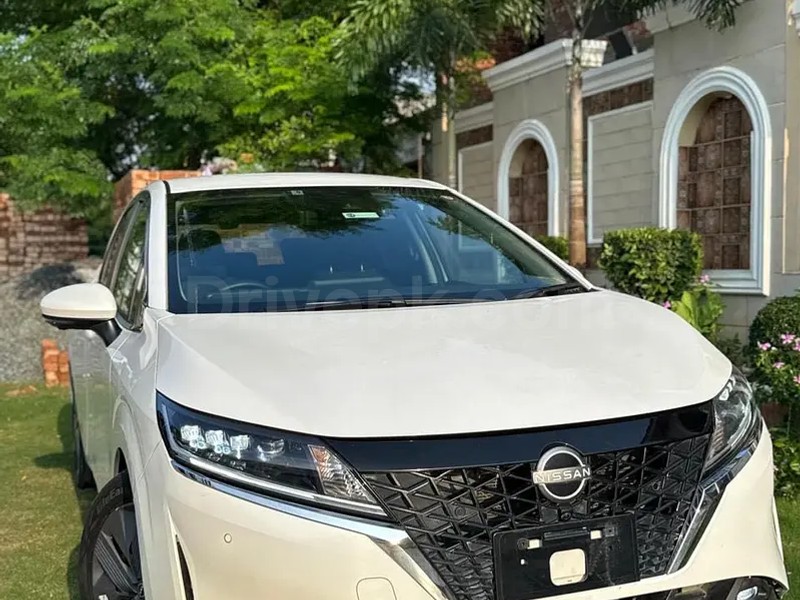 Nissan Note E Power 2021