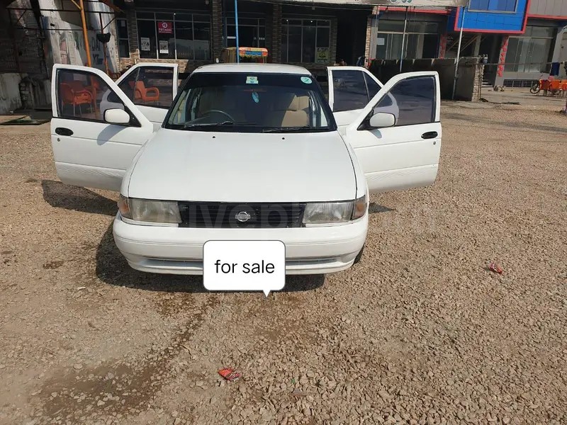 Nissan Sunny 1995