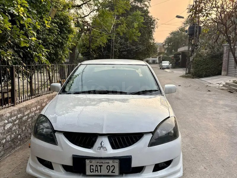 Mitsubishi Lancer 2005