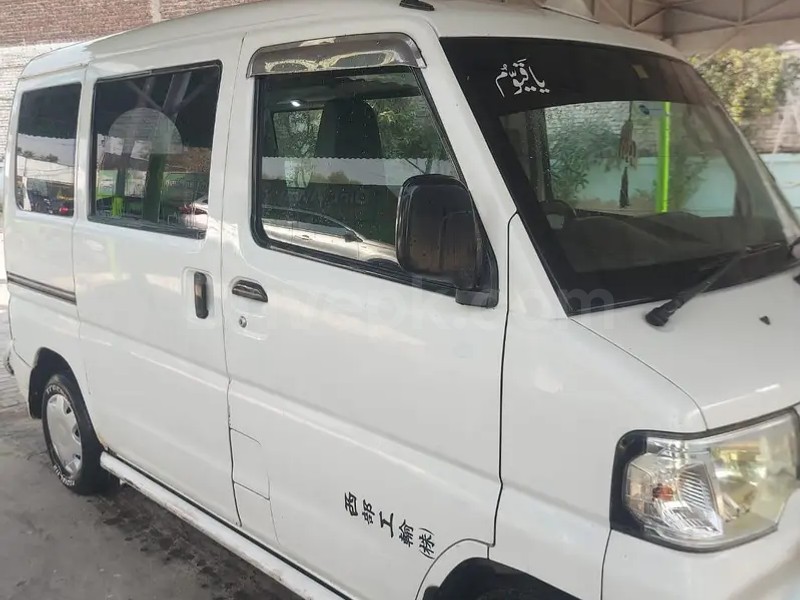 Mitsubishi Minicab Bravo 2013