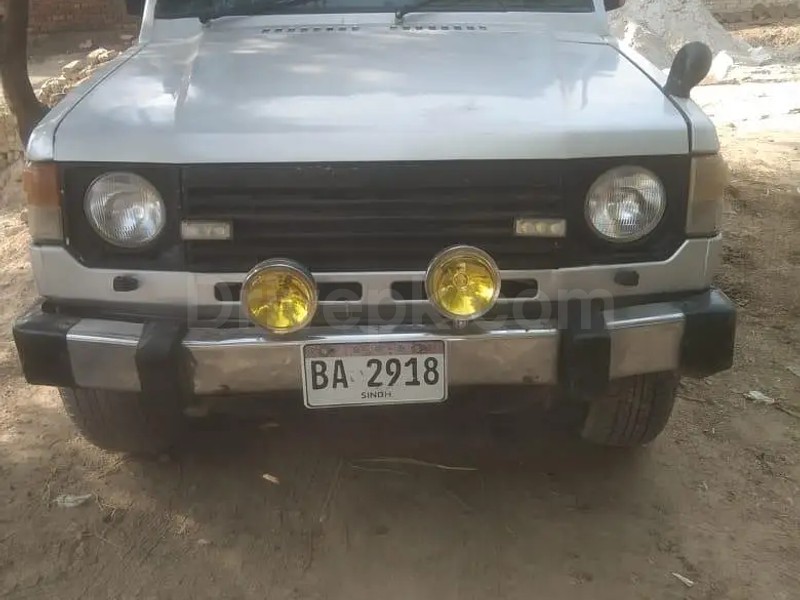 Mitsubishi Pajero 1987