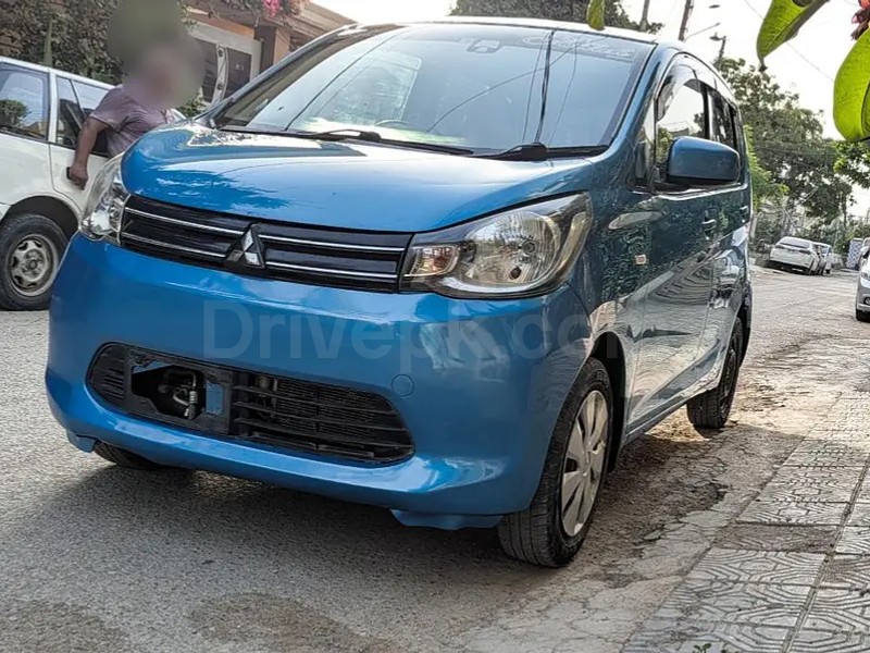 Mitsubishi Ek Wagon 2015