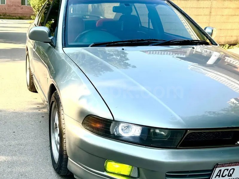 Mitsubishi Galant 2003