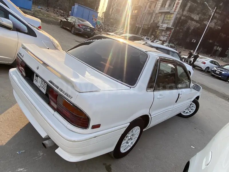 Mitsubishi Galant 1992