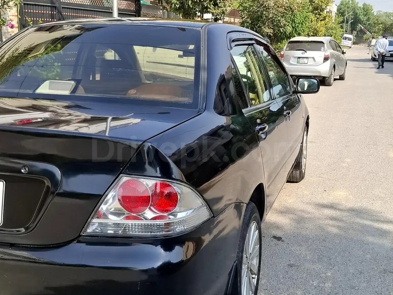 Mitsubishi Lancer 2005