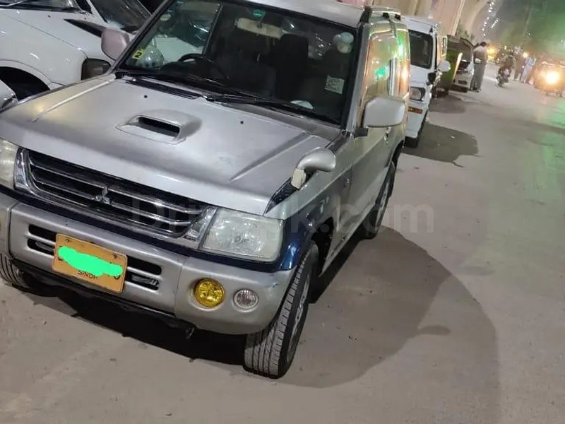 Mitsubishi Pajero Mini 2000