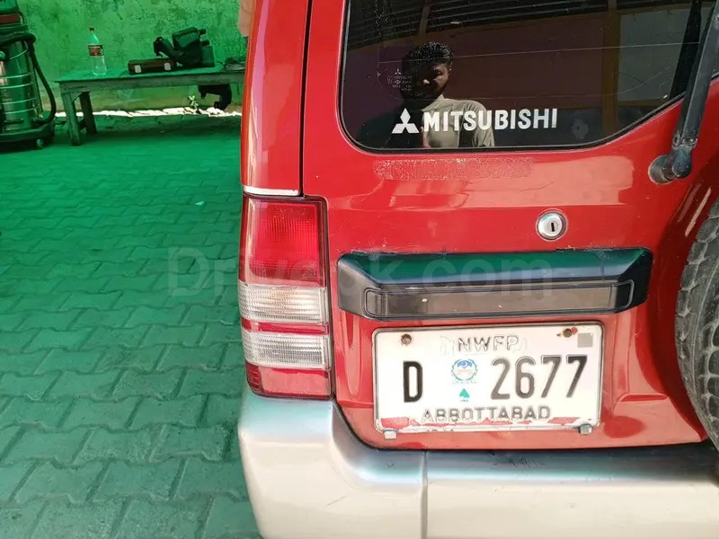 Mitsubishi Pajero 1995