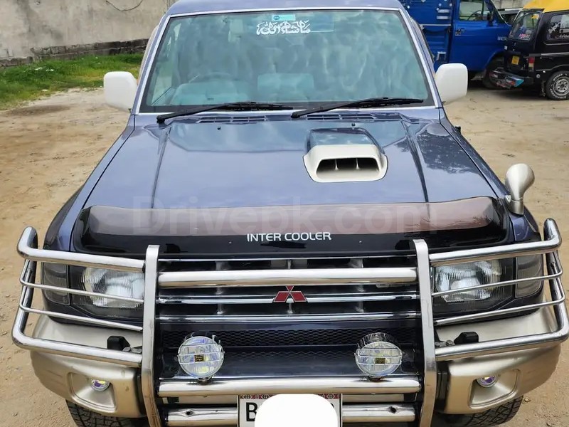 Mitsubishi Pajero 1997