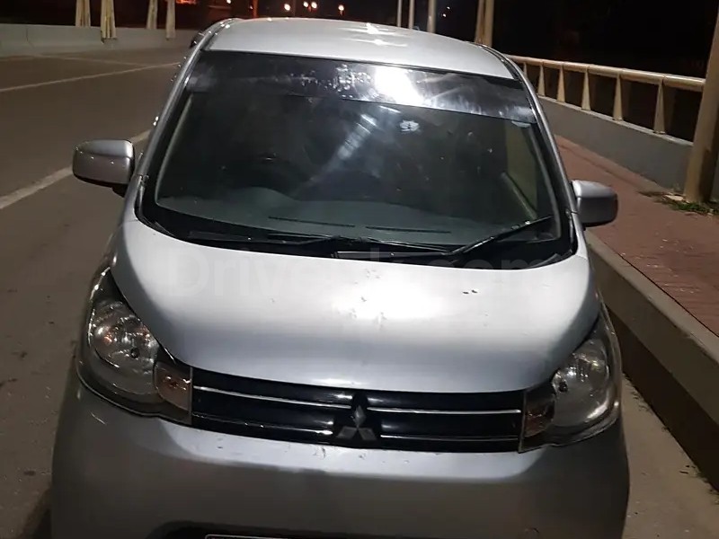 Mitsubishi Ek Wagon 2013