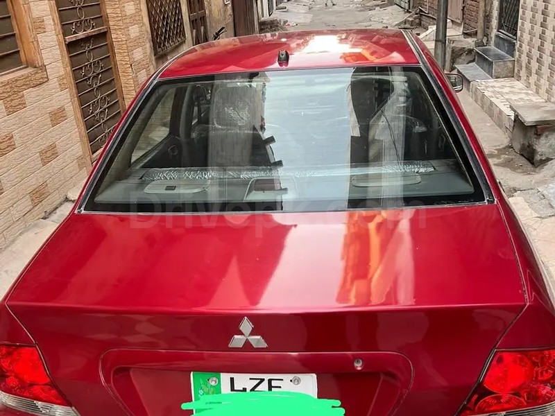 Mitsubishi Lancer 2005