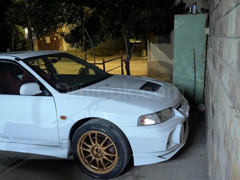 Mitsubishi Lancer 1996