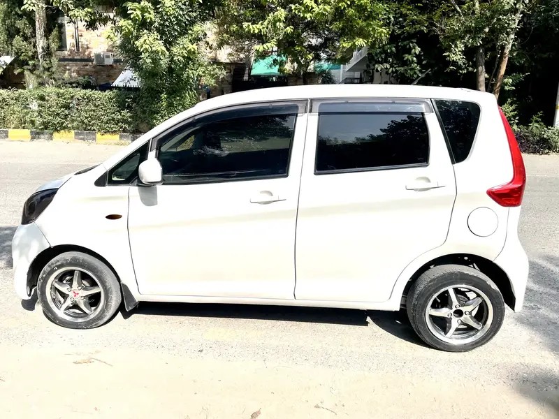 Mitsubishi Ek Wagon 2016