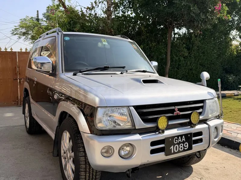 Mitsubishi Pajero Mini 2006
